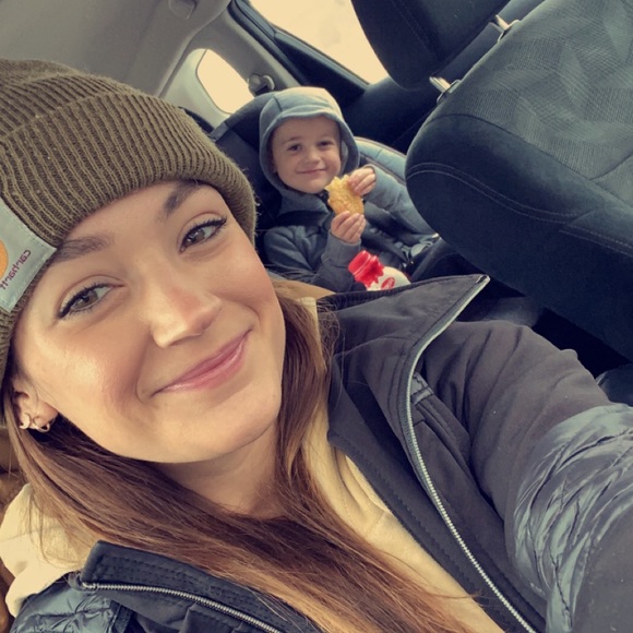 Meet your Posher, Hanna - Picture 1 of 1